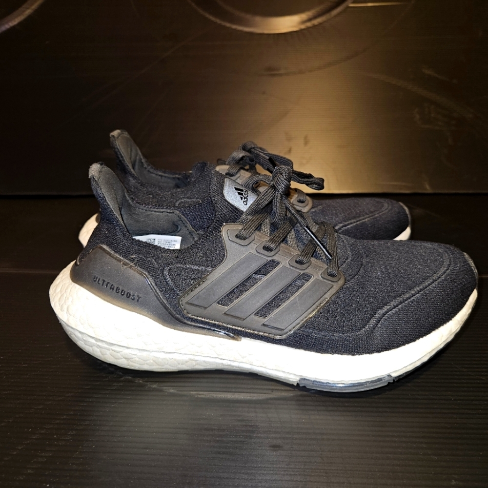 Adidas Ultraboost 21 Women's Athletic Running Shoes
